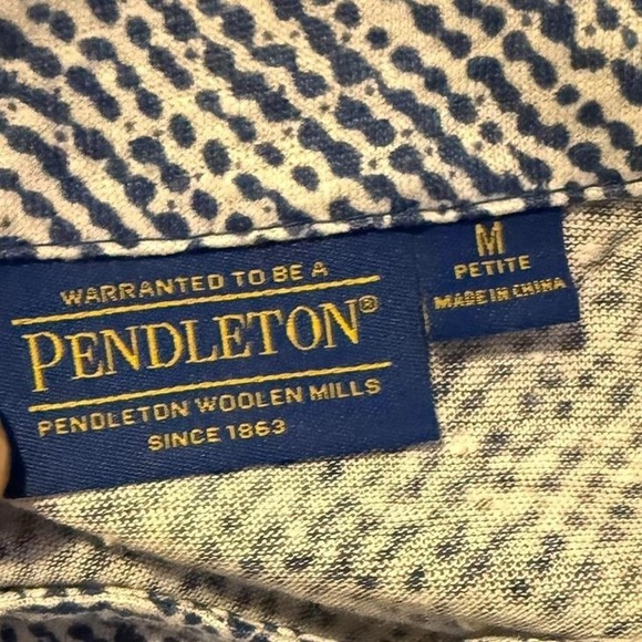Pendleton Blue and White Knit Blouse - Picture 4 of 7